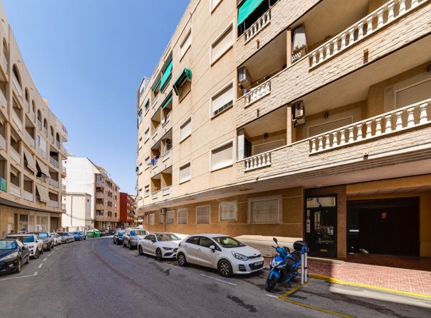 Wiederverkauf - Wohnung - Torrevieja - Torrevieja Centro
