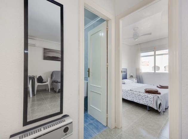 Wiederverkauf - Wohnung - Torrevieja - Torrevieja Centro