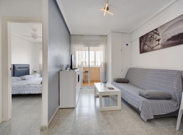 Wiederverkauf - Wohnung - Torrevieja - Torrevieja Centro