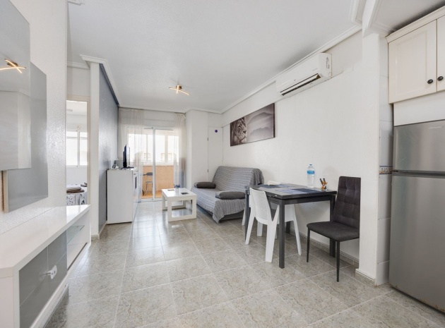 Wiederverkauf - Wohnung - Torrevieja - Torrevieja Centro