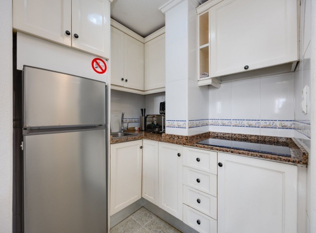 Wiederverkauf - Wohnung - Torrevieja - Torrevieja Centro