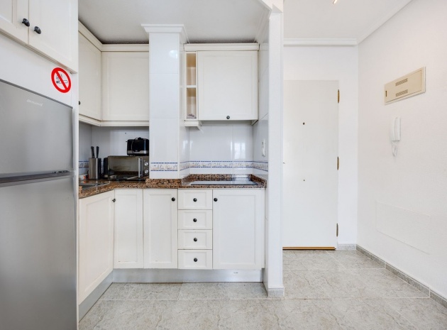 Wiederverkauf - Wohnung - Torrevieja - Torrevieja Centro