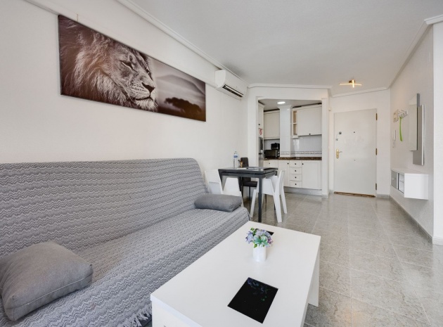 Wiederverkauf - Wohnung - Torrevieja - Torrevieja Centro