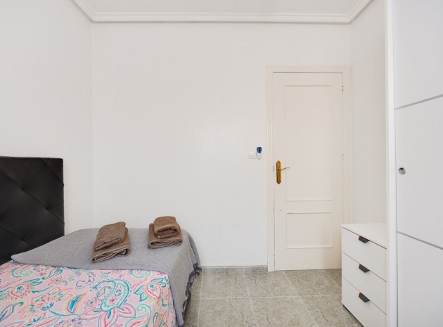 Wiederverkauf - Wohnung - Torrevieja - Torrevieja Centro