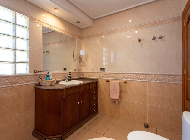 Wiederverkauf - Villa - Torrevieja - Torrevieja Centro