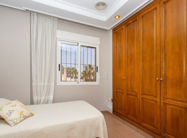 Wiederverkauf - Villa - Torrevieja - Torrevieja Centro