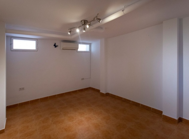 Wiederverkauf - Villa - Torrevieja - Torrevieja Centro