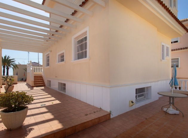 Wiederverkauf - Villa - Torrevieja - Torrevieja Centro