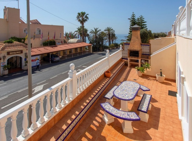 Wiederverkauf - Villa - Torrevieja - Torrevieja Centro