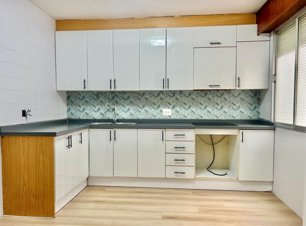 Revente - Appartement - Torrevieja - Torrevieja Centro