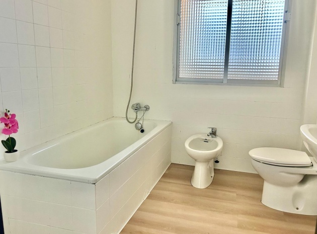 Revente - Appartement - Torrevieja - Torrevieja Centro