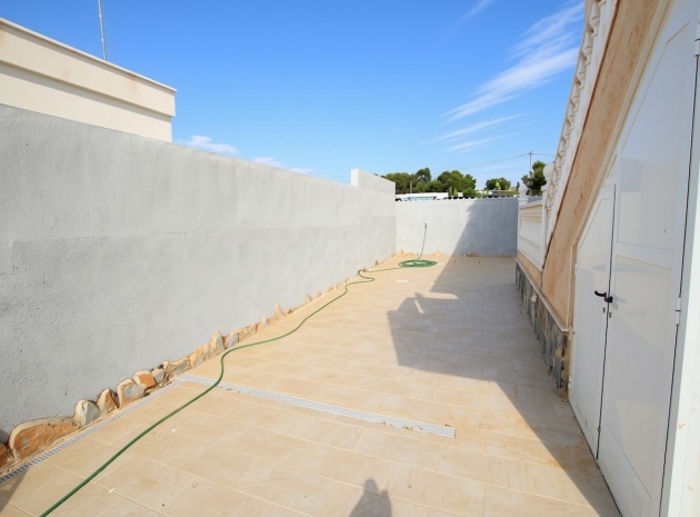 Återförsäljning - Villa - Campoamor - lomas de don juan