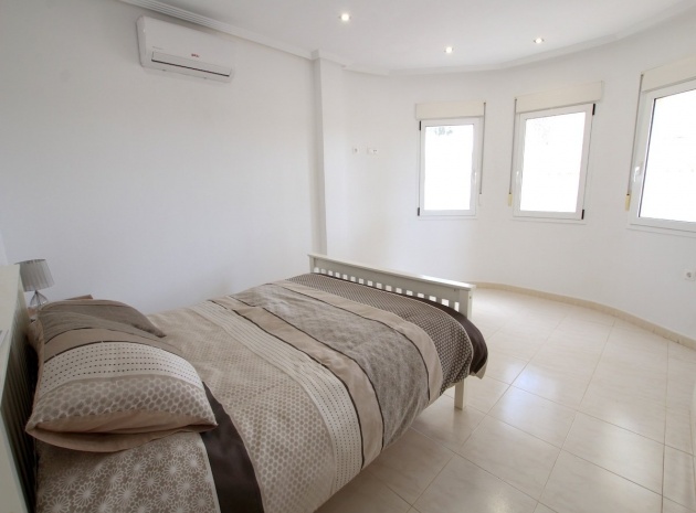 Återförsäljning - Villa - Campoamor - lomas de don juan