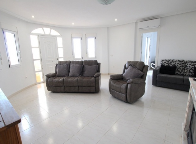 Återförsäljning - Villa - Campoamor - lomas de don juan