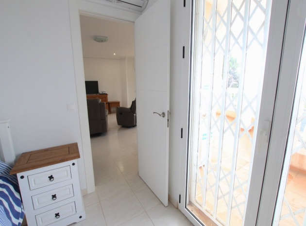 Återförsäljning - Villa - Campoamor - lomas de don juan