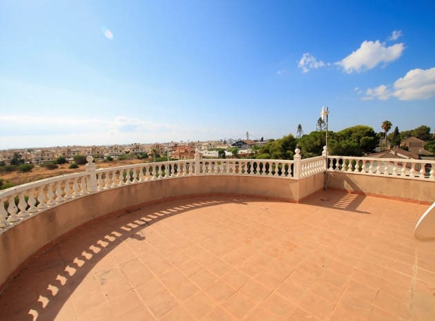 Återförsäljning - Villa - Campoamor - lomas de don juan