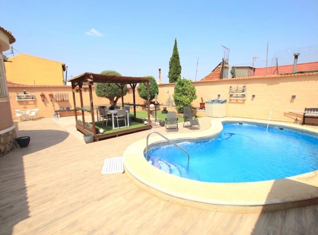 Resale - Villa - Benijofar