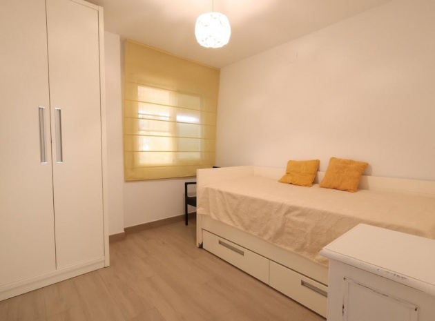 Wiederverkauf - Wohnung - Orihuela - Campoamor