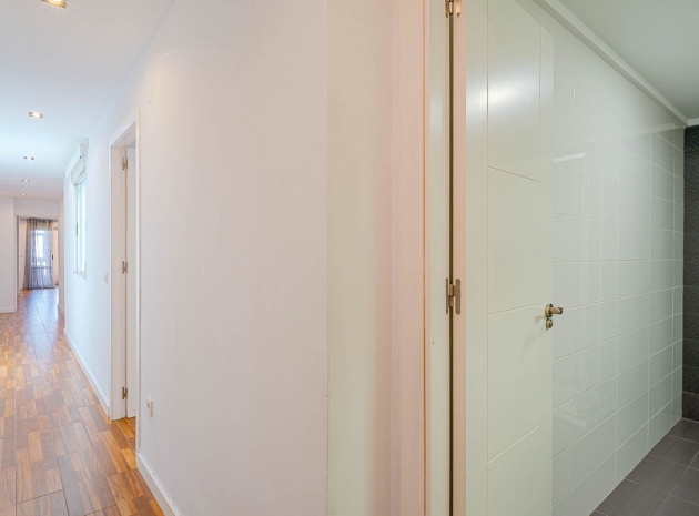 Revente - Appartement - Torrevieja - Torrevieja Centro