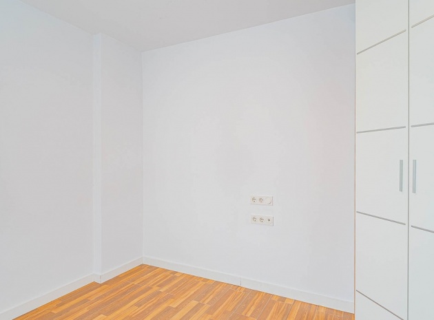 Revente - Appartement - Torrevieja - Torrevieja Centro