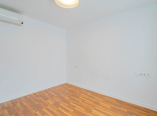 Revente - Appartement - Torrevieja - Torrevieja Centro