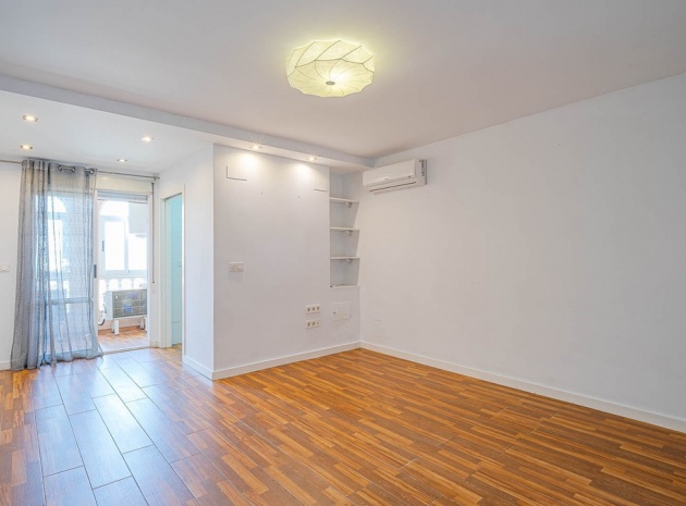 Revente - Appartement - Torrevieja - Torrevieja Centro