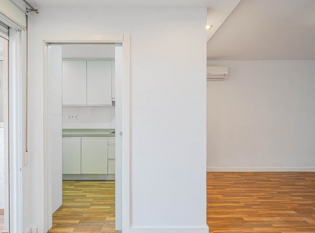 Revente - Appartement - Torrevieja - Torrevieja Centro