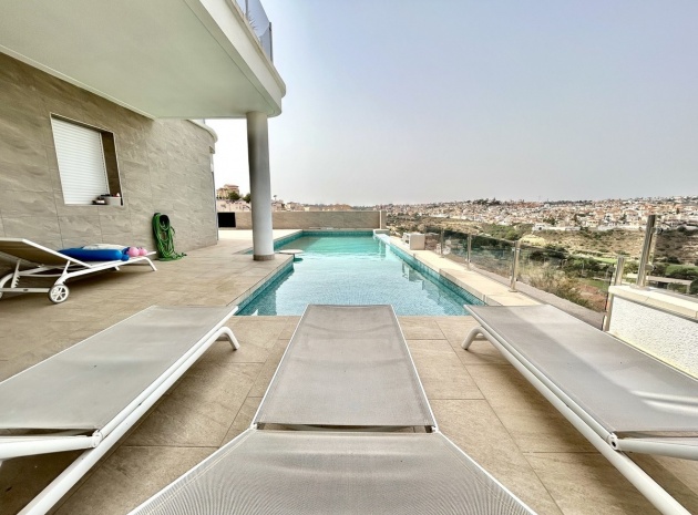 Återförsäljning - Villa - Rojales - Ciudad Quesada
