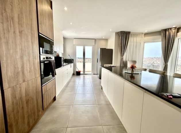 Återförsäljning - Villa - Rojales - Ciudad Quesada