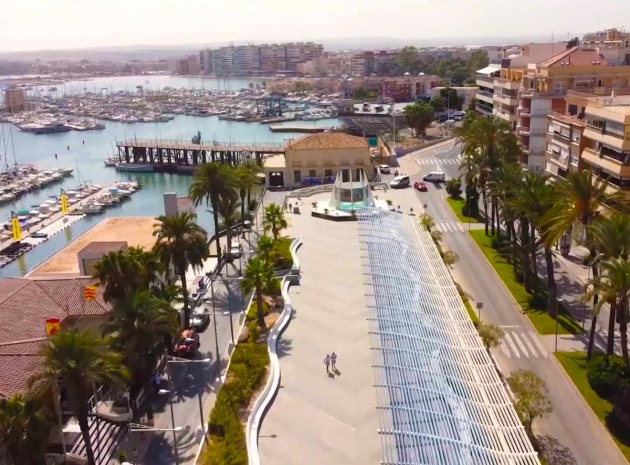 Wiederverkauf - Wohnung - Torrevieja - Torrevieja Centro