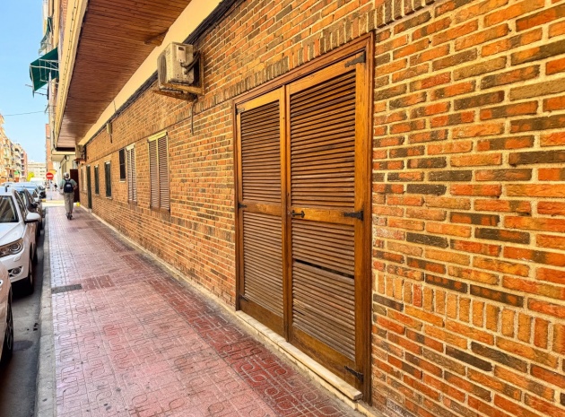 Wiederverkauf - Wohnung - Torrevieja - Torrevieja Centro