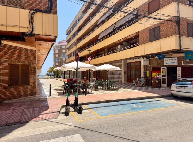 Wiederverkauf - Wohnung - Torrevieja - Torrevieja Centro