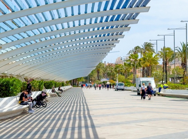 Wiederverkauf - Wohnung - Torrevieja - Torrevieja Centro