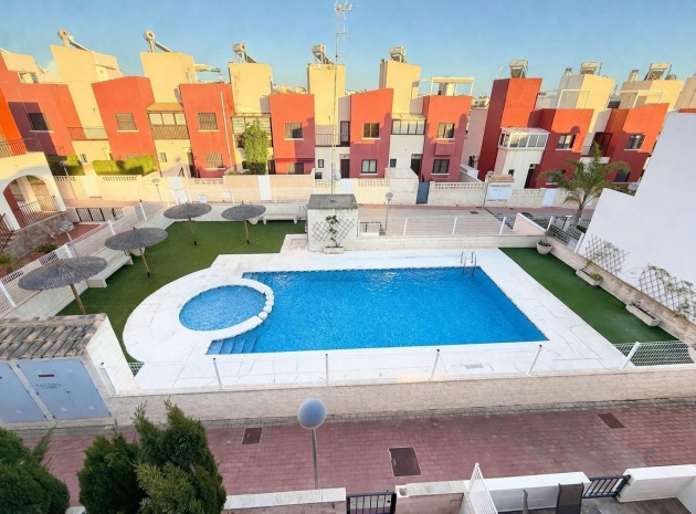 Resale - Townhouse - Torrevieja - Aguas Nuevas