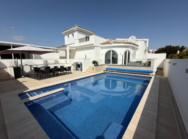Återförsäljning - Villa - Ciudad Quesada - Central quesada