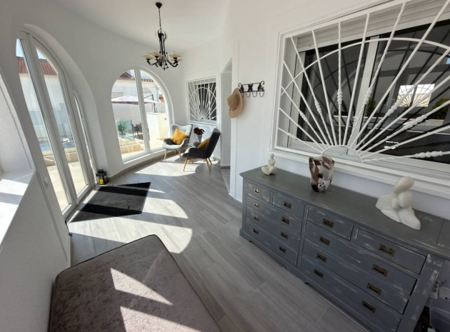 Återförsäljning - Villa - Ciudad Quesada - Central quesada