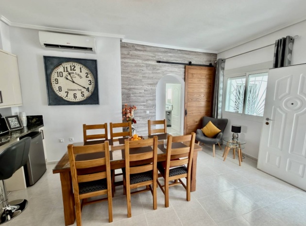 Återförsäljning - Villa - Ciudad Quesada - Central quesada