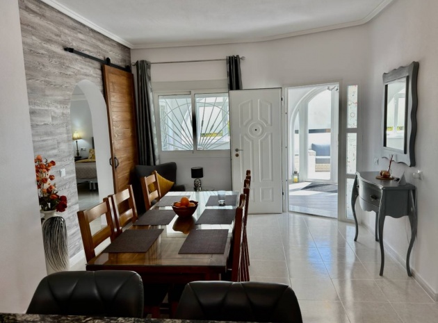 Återförsäljning - Villa - Ciudad Quesada - Central quesada