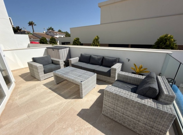 Återförsäljning - Villa - Ciudad Quesada - Central quesada