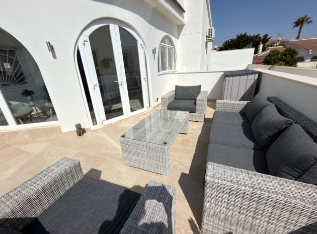 Återförsäljning - Villa - Ciudad Quesada - Central quesada