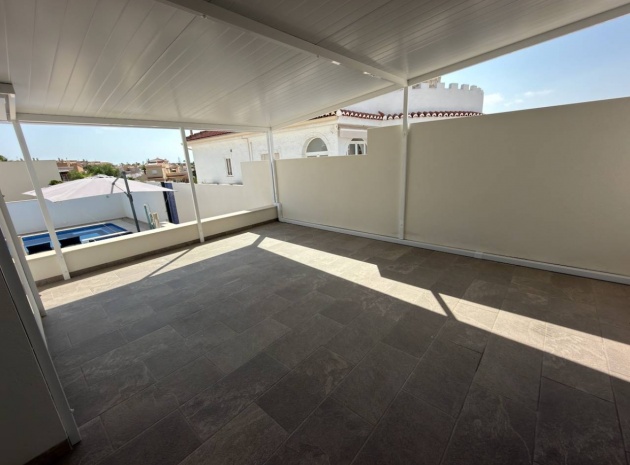 Återförsäljning - Villa - Ciudad Quesada - Central quesada
