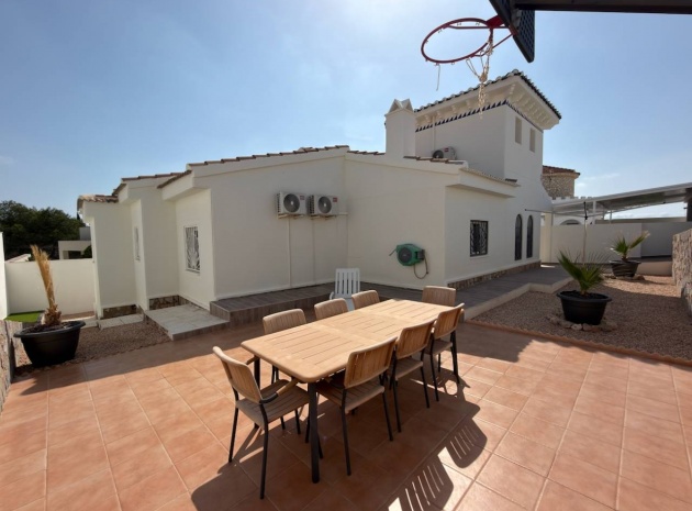 Återförsäljning - Villa - Ciudad Quesada - Central quesada