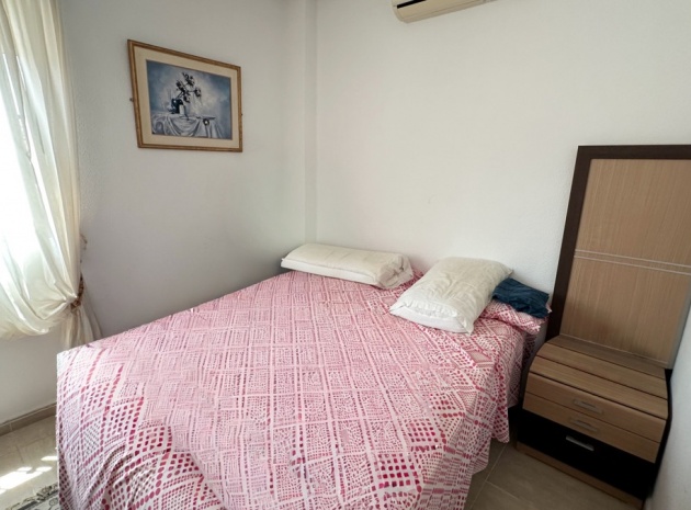 Återförsäljning - Villa - Orihuela - Punta Prima