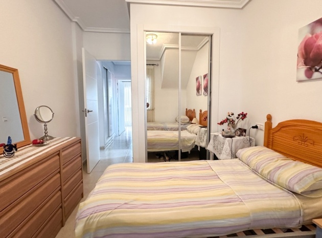 Återförsäljning - Villa - Orihuela - Punta Prima