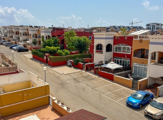 Återförsäljning - Villa - Orihuela - Punta Prima