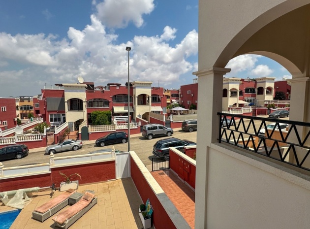 Återförsäljning - Villa - Orihuela - Punta Prima