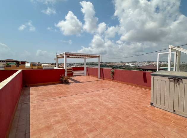 Återförsäljning - Villa - Orihuela - Punta Prima