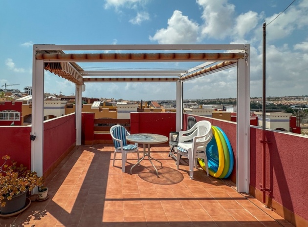Återförsäljning - Villa - Orihuela - Punta Prima