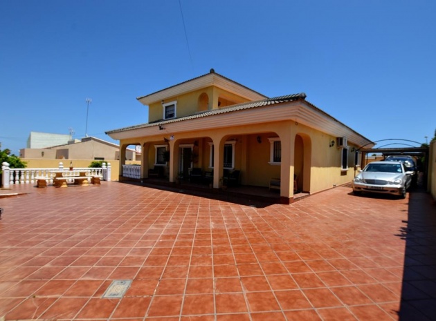 Wiederverkauf - Villa - Orihuela - Los Balcones