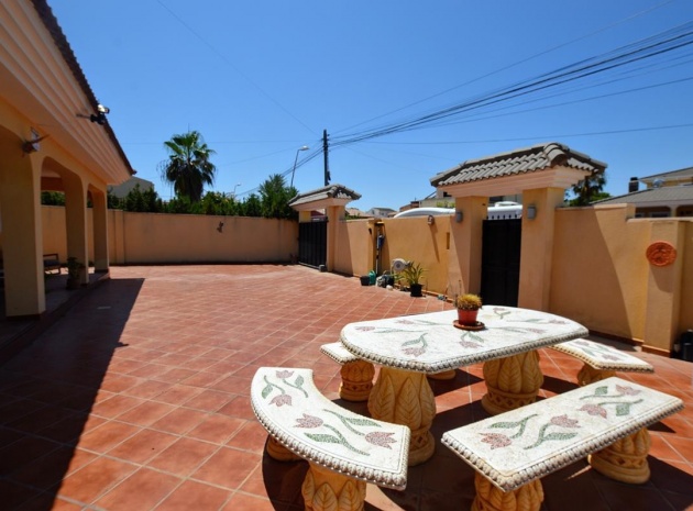 Wiederverkauf - Villa - Orihuela - Los Balcones